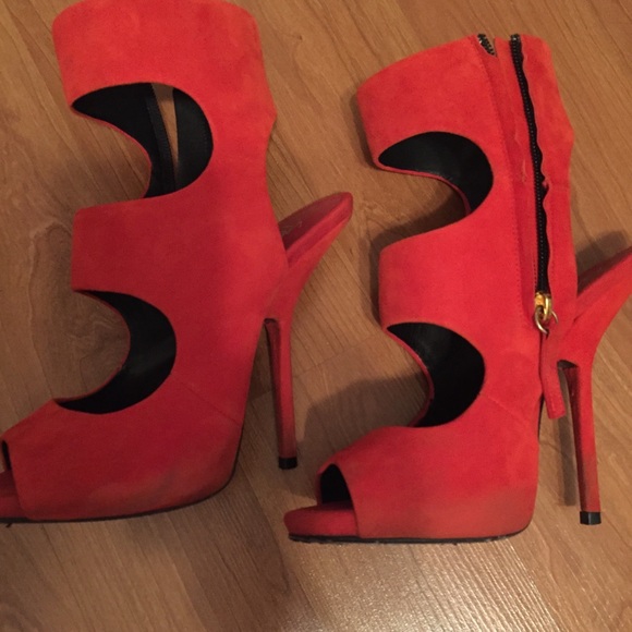 Giuseppe Zanotti Red Suede Heels - Picture 5 of 8